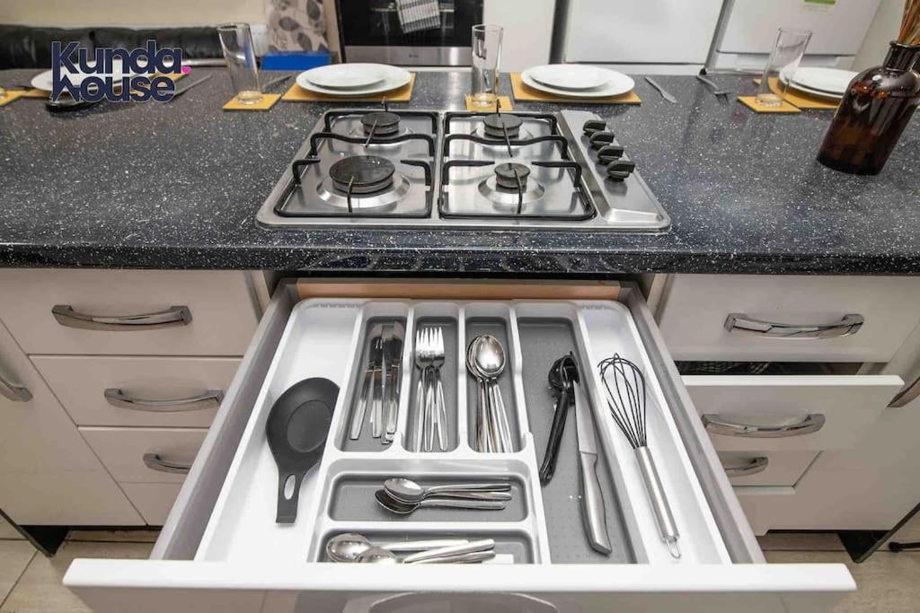 Kunda House Dawlish Villa Birmingham Ngoại thất bức ảnh